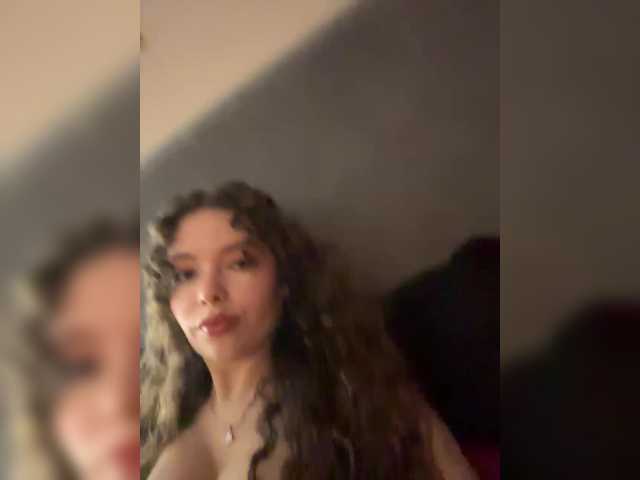 LadyEmily live cam on BongaCams