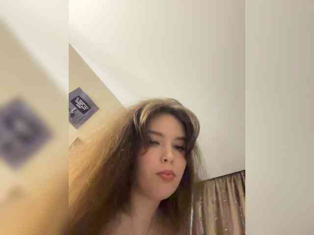 YourLadyyy webcam