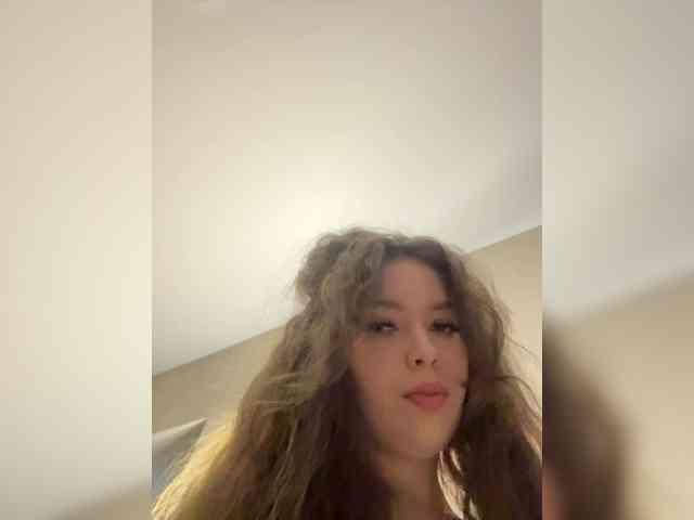 YourLadyyy webcam