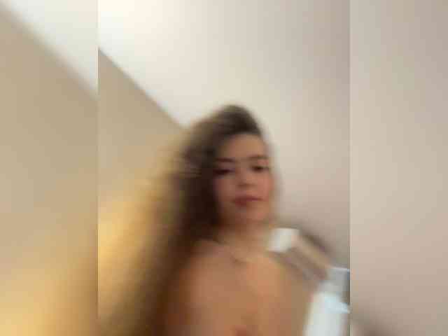 YourLadyyy webcam