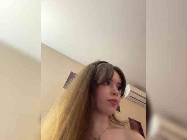 LadyEmily Live Webcam on BongaCams