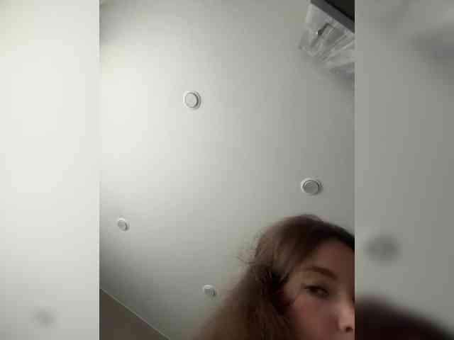YourLadyyy webcam