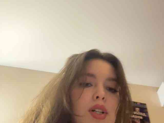 YourLadyyy webcam