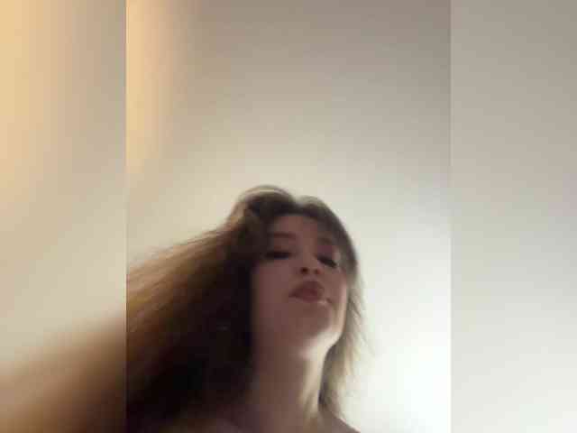 YourLadyyy webcam