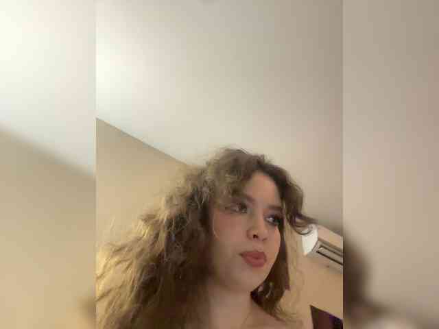 YourLadyyy webcam