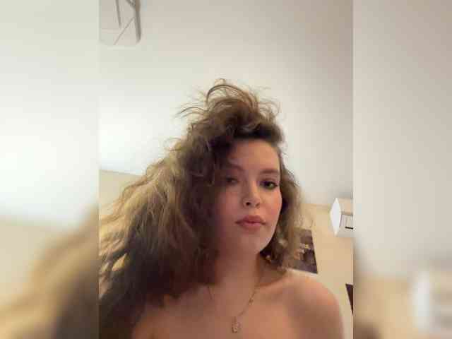 YourLadyyy webcam