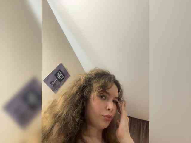 YourLadyyy webcam