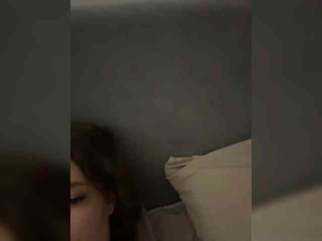 YourLadyyy webcam