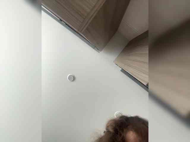 YourLadyyy webcam