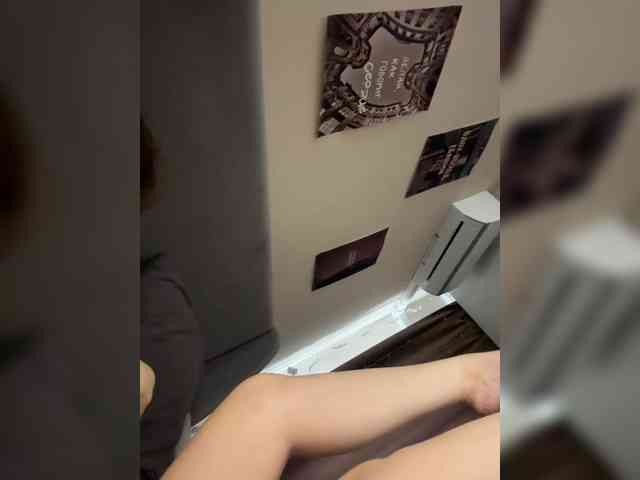 YourLadyyy webcam