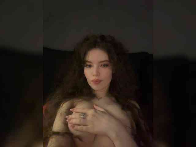 YourLadyyy webcam