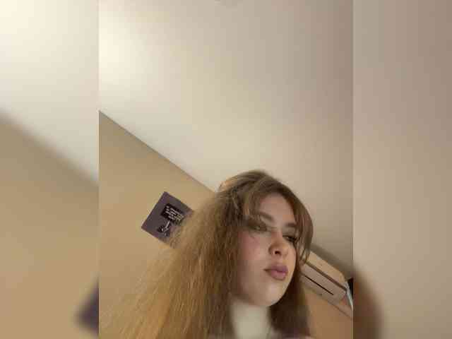 YourLadyyy webcam