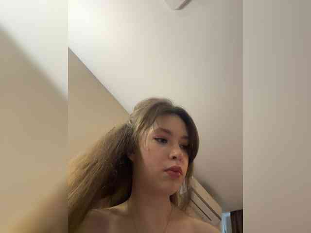 YourLadyyy webcam