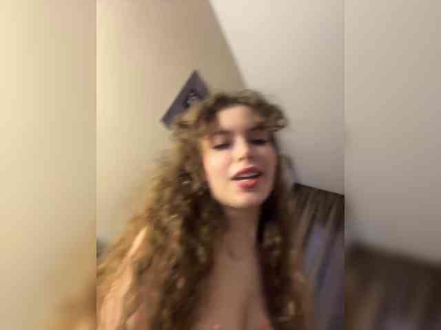 YourLadyyy webcam