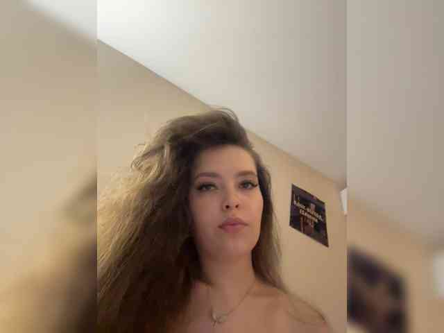 YourLadyyy webcam