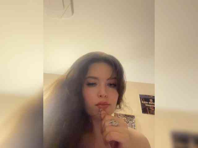YourLadyyy webcam