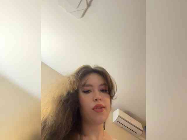 YourLadyyy webcam