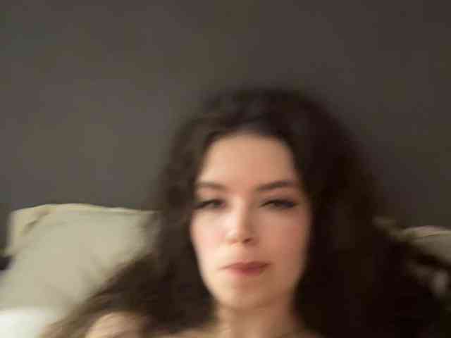 YourLadyyy webcam