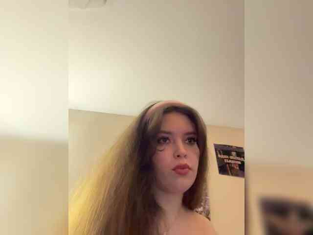 YourLadyyy webcam