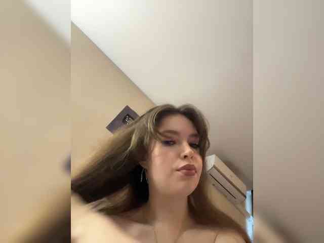 YourLadyyy webcam