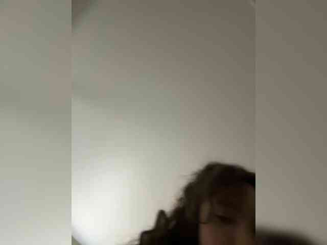 YourLadyyy webcam