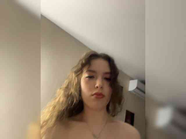 Ce modèle est en direct maintenant. LadyEmily