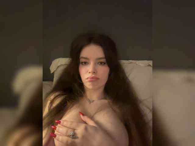 YourLadyyy webcam