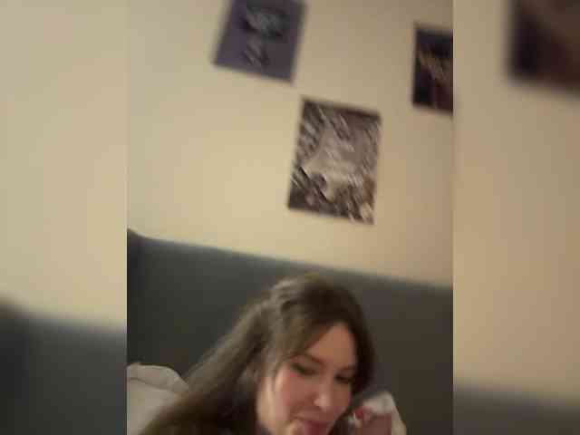 YourLadyyy webcam