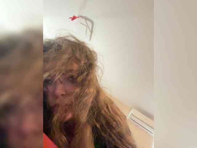 YourLadyyy webcam