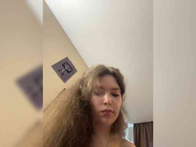 YourLadyyy webcam