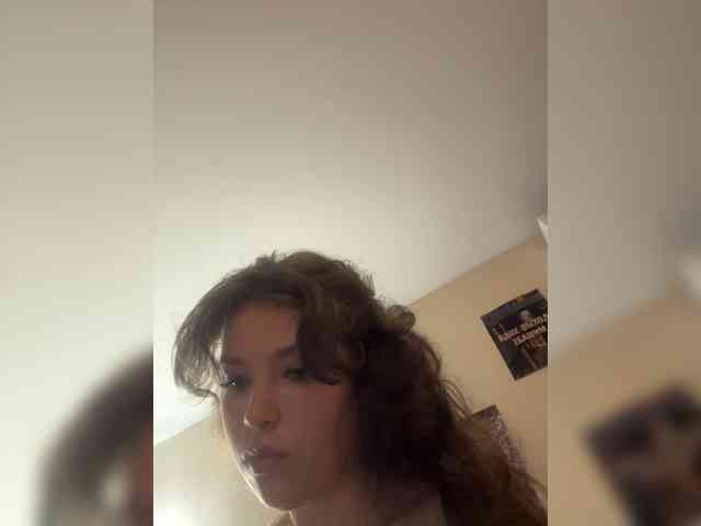 YourLadyyy webcam