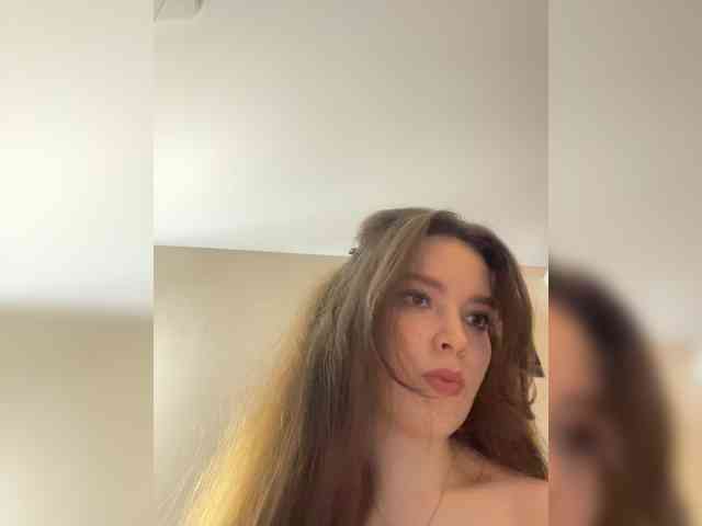 YourLadyyy webcam