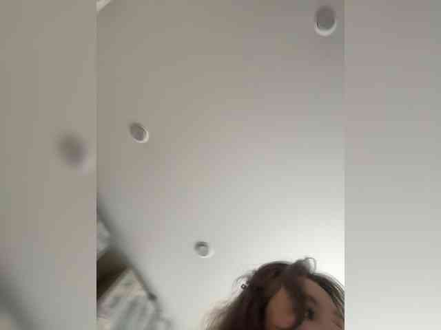 YourLadyyy webcam