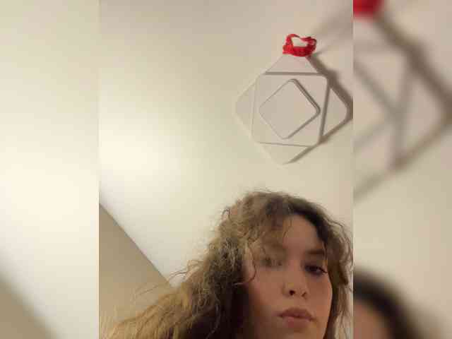 YourLadyyy webcam