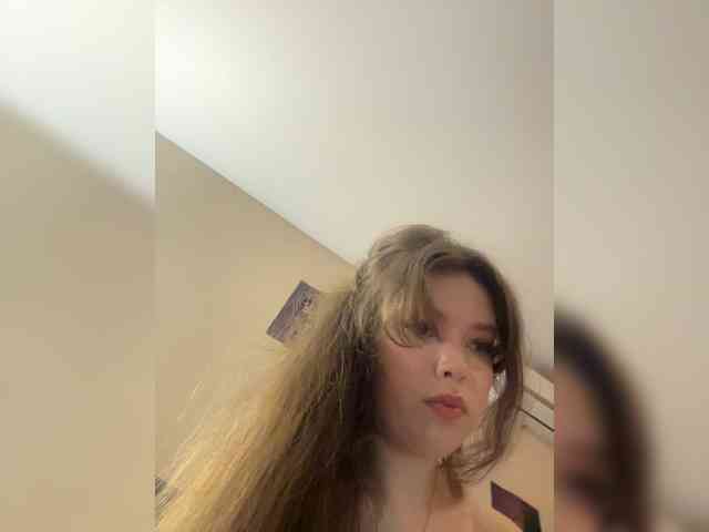 YourLadyyy webcam