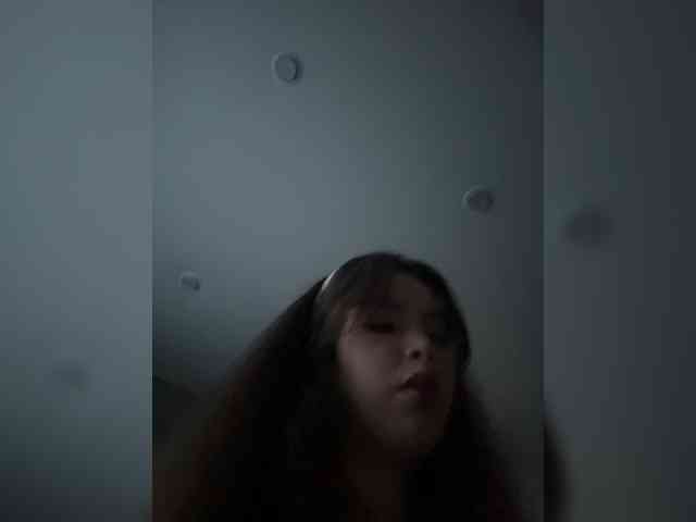 YourLadyyy webcam