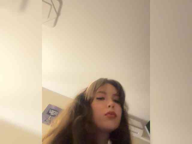 YourLadyyy webcam