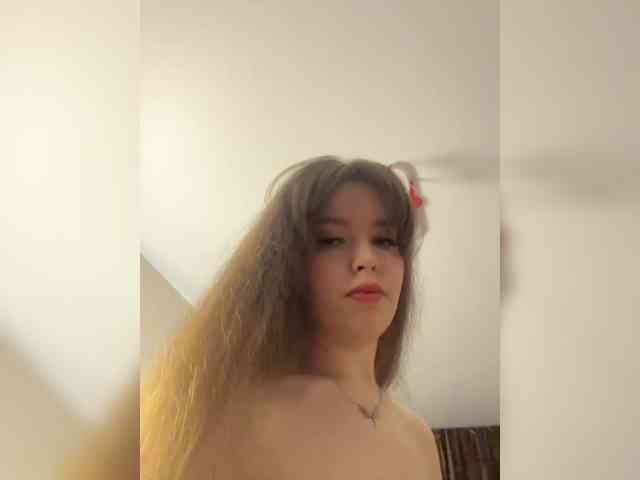 YourLadyyy webcam