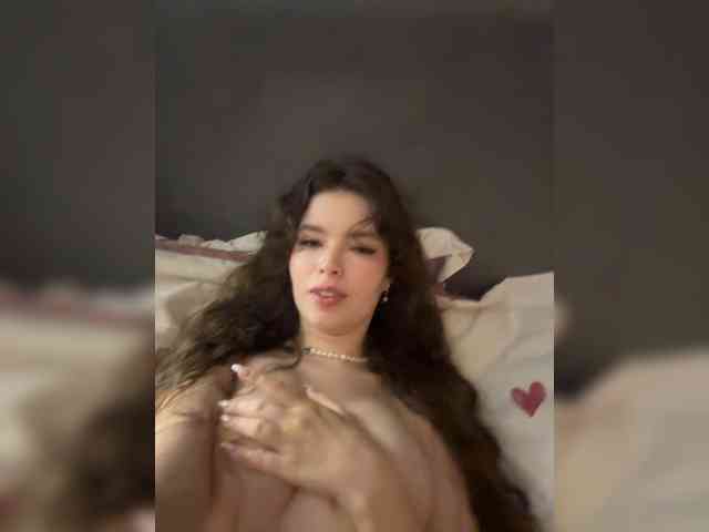 YourLadyyy webcam