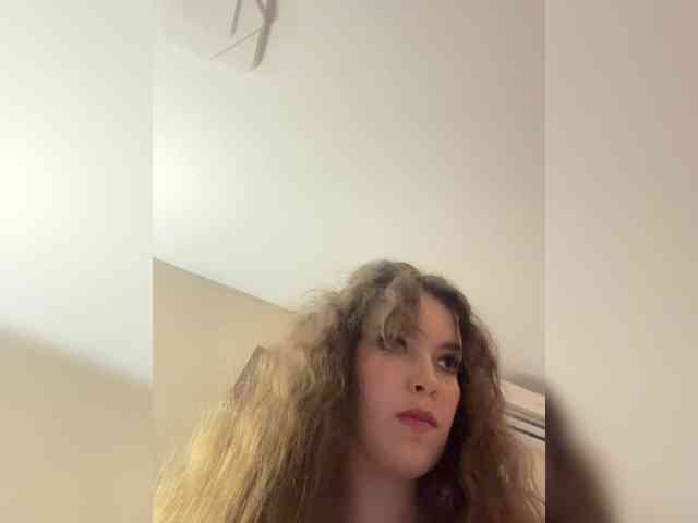 YourLadyyy webcam