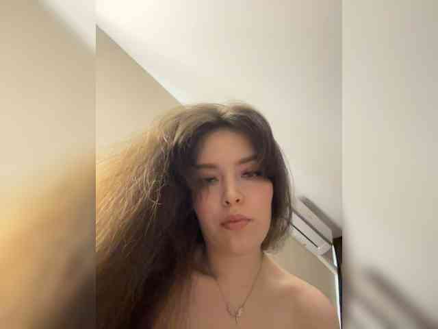 YourLadyyy webcam