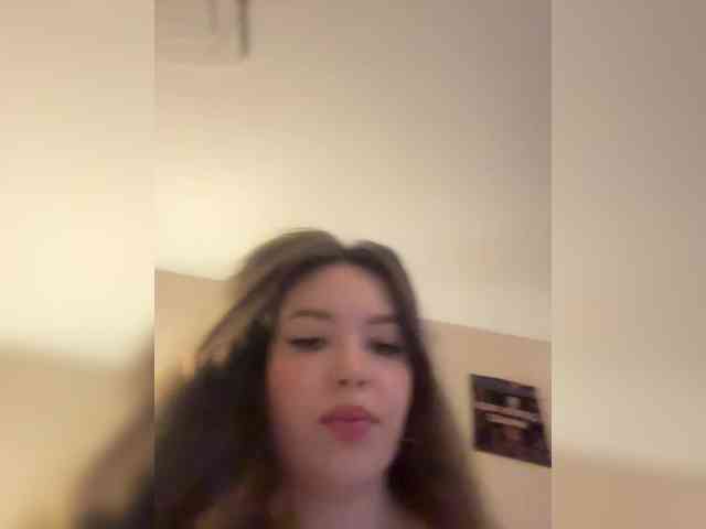 YourLadyyy webcam