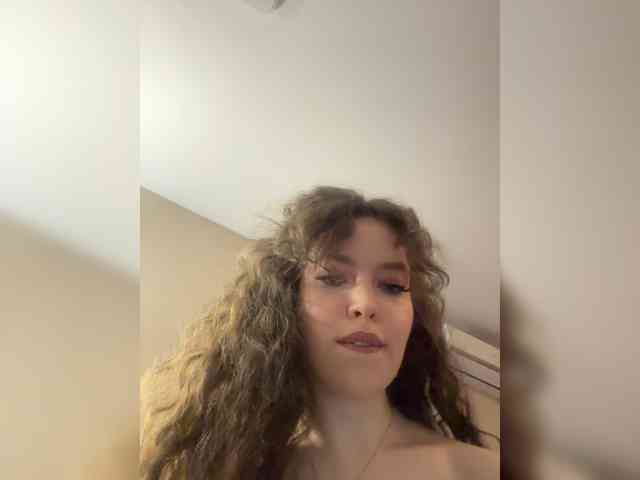 YourLadyyy webcam