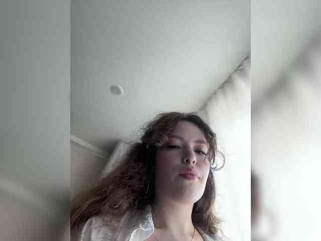 YourLadyyy webcam