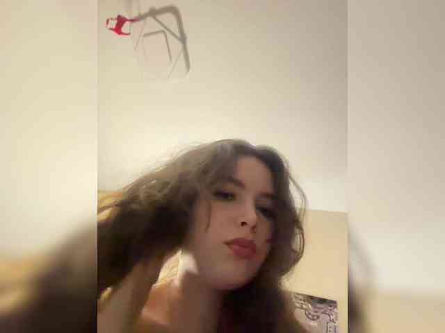 YourLadyyy webcam