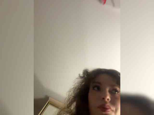 YourLadyyy webcam