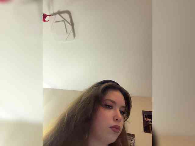 YourLadyyy webcam