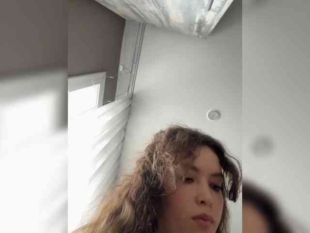 YourLadyyy webcam