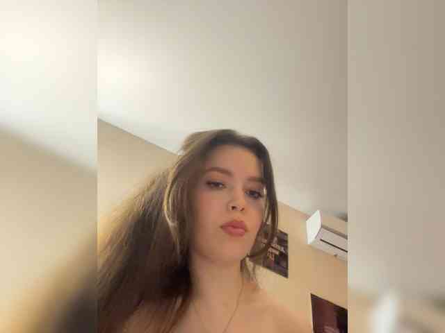 YourLadyyy webcam