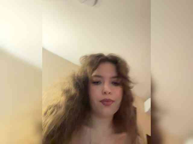 YourLadyyy webcam